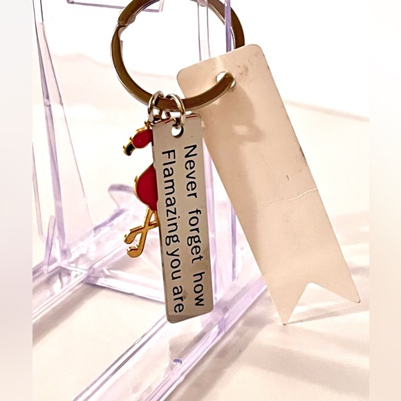 Pink Flamingo Keychain - Picture 2 of 12